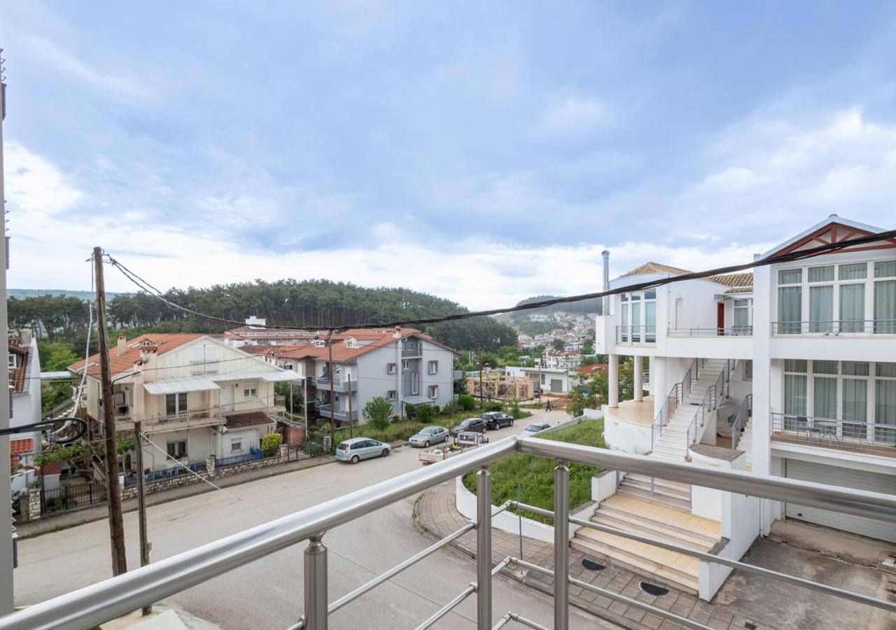 The High View Apartment *