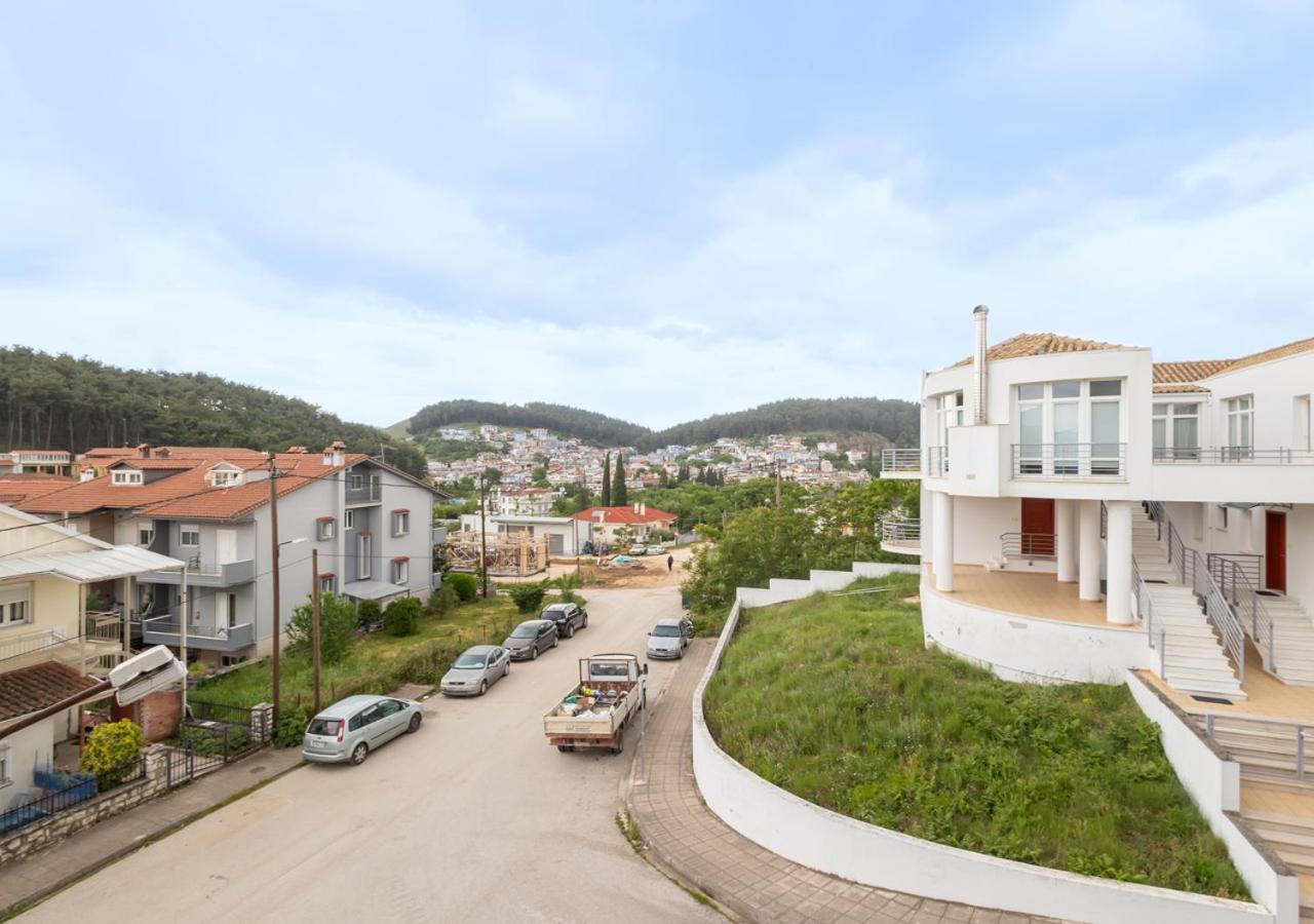 The High View Apartment *
